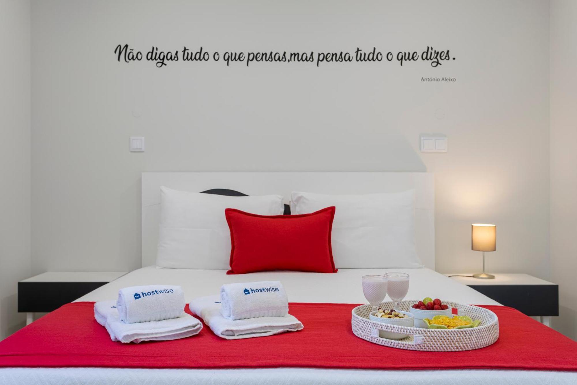 Spacious Villa Pool & Douro View By Host Wise Santa Marinha do Zezere Номер фото