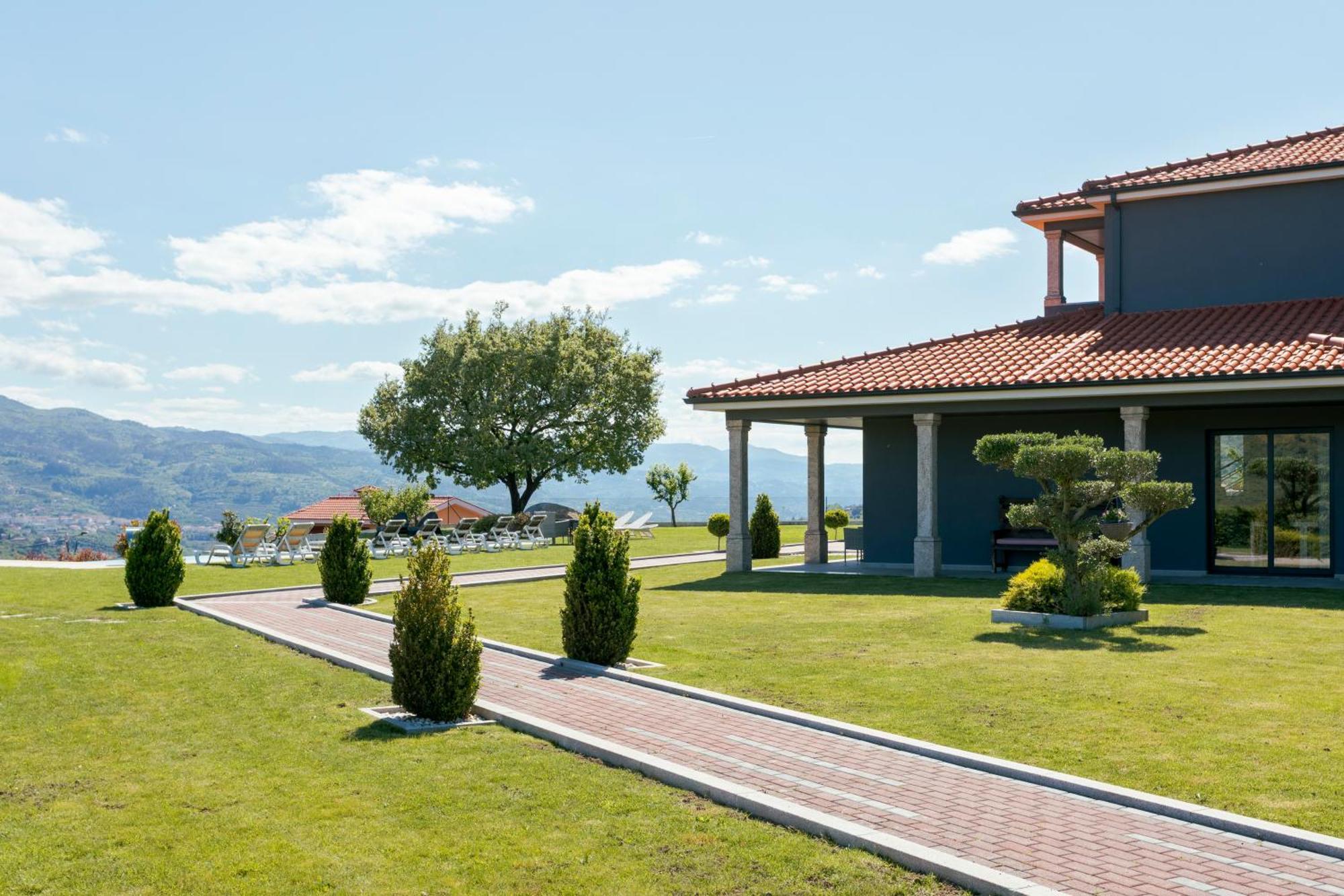 Spacious Villa Pool & Douro View By Host Wise Santa Marinha do Zezere Экстерьер фото