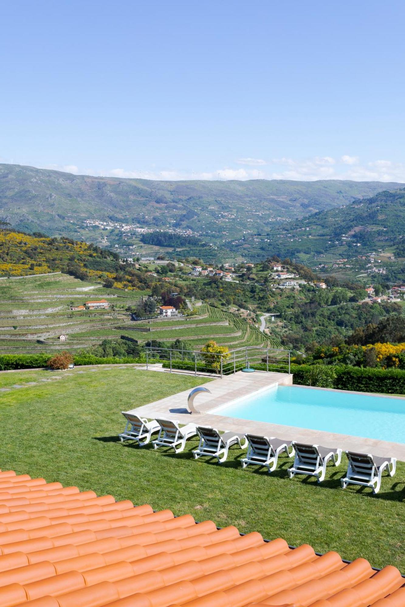 Spacious Villa Pool & Douro View By Host Wise Santa Marinha do Zezere Экстерьер фото