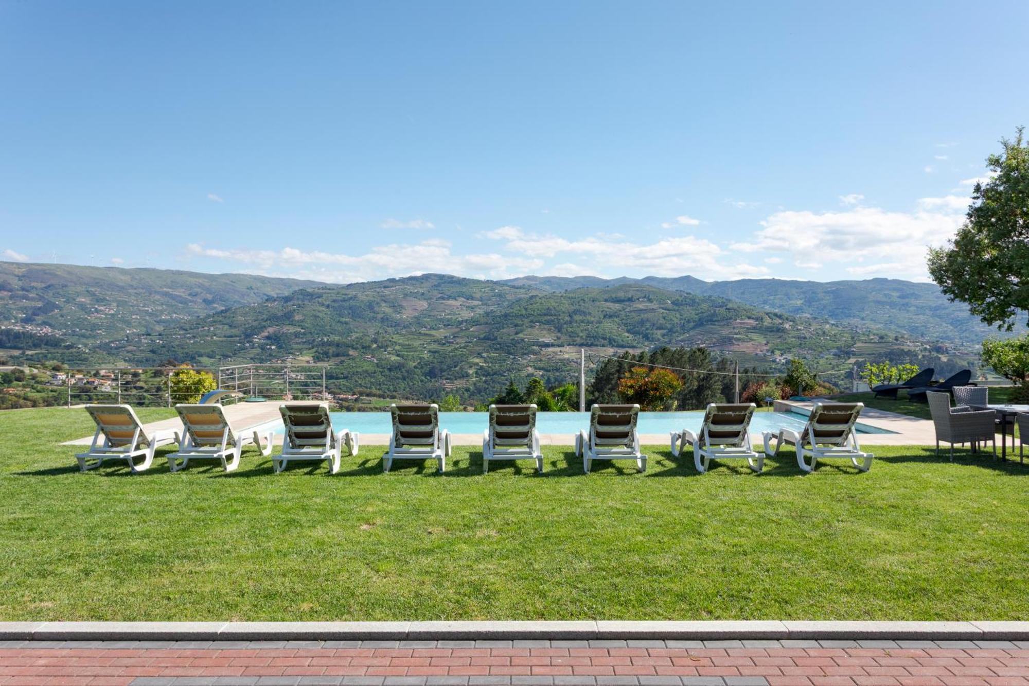 Spacious Villa Pool & Douro View By Host Wise Santa Marinha do Zezere Экстерьер фото